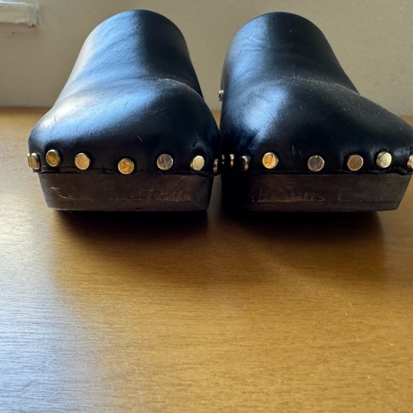 Khaite Women's Black Leather Clogs - Picture 5 of 7
